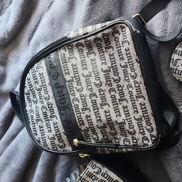 Juicy Couture Handbags - Juicy couture